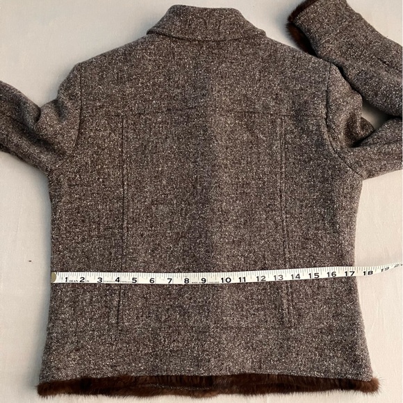 Vintage Jacket and Skirt Suit Wool Tweed with Mink Fur Trim Gray/Brown Small - Picture 13 of 16